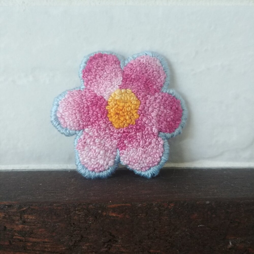 New never worn hair clip accessory 100% handmade by me pink flower - Picture 1 of 6